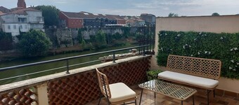 Villa Sixty, Apartment in the heart of the Bastide with exceptional view of the lot!