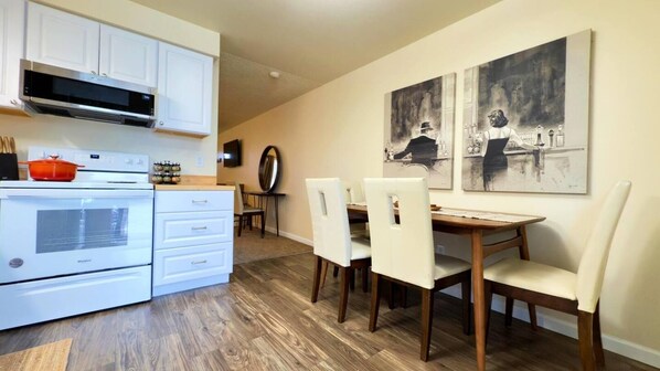 Fridge, microwave, oven, stovetop - Stylish new 2BR near downtown Olympia with king bed, full kitchen, parking, and walkable location. (Olympia)