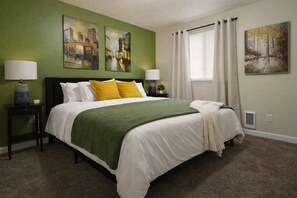 2 bedrooms, desk, iron/ironing board, free WiFi