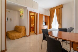 In-room safe, desk, iron/ironing board, free WiFi - Il Passetto (Rome)