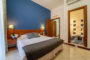 In-room safe, desk, iron/ironing board, free WiFi