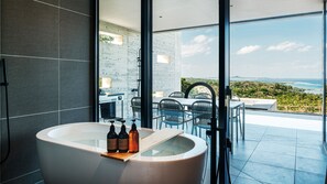Luxury Villa, Ocean View | Bathroom