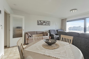 Apartment | Dining - Apartment in Blankenberge Near Belgium Pier (Blankenberge)