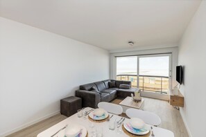 Dining - Apartment in Blankenberge by the Sea (Blankenberge)