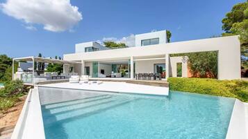 Villa | Pool