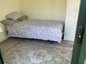 1 habitación y ropa de cama 