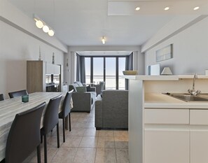 Apartment | Dining