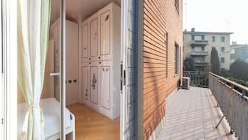 Apartment | 2 bedrooms, free WiFi