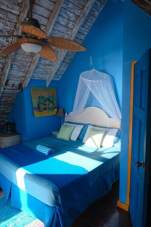 4 bedrooms - Turtle Point Bequia - 4 B R Villa w Staff (Bequia Island)