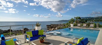 Santosha Whitehouse JM - 10 Bedroom Villa w Private Beach