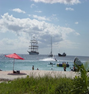 House - Paradise BDS - 3 B R Golf Villa at Rwml (Westmoreland)