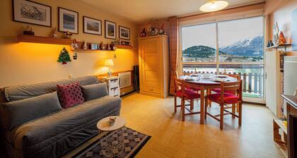 4-person family apartment at the foot of the slopes and close to shops