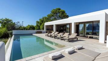 別墅 | 游泳池 | 室外游泳池