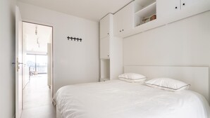 Leilighet | 2 soverom, strykejern/-brett og individuelt innredet