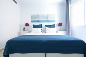 2 Schlafzimmer, Zimmersafe, Schreibtisch, Bügeleisen/Bügelbrett