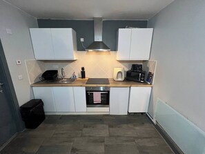 Apartament, 1 dormitori | Cuina privada