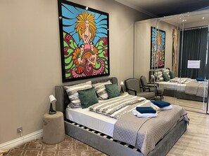 1 habitación y ropa de cama 