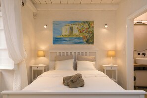 Deluxe Studio, City View | Free WiFi