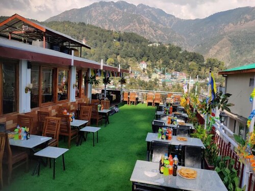 Hotel Akash - Luxury Hotel In Mcleodganj