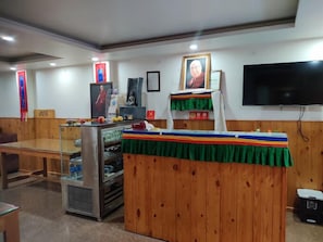 Reception - Hotel Akash - Luxury Hotel In Mcleodganj (Dharamshala)