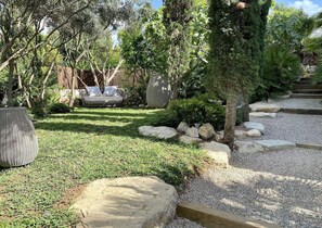 Villa | Garden - Sea-view Villa Near Port (Andraitx)