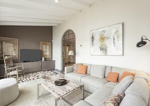 Villa | Living room - Sea-view Villa Near Port (Andraitx)