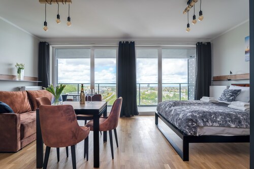 Symphony Modern Tower