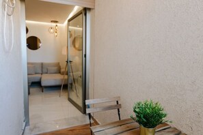 Interior - Sea View Apartment next to Marina Bay

 (Tangier)
