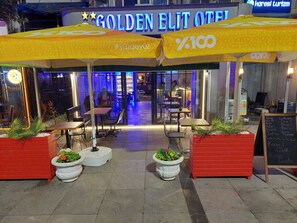 In-room safe, free WiFi - GOLDEN ELİT OTEL (Bandirma)