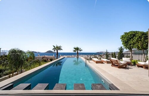 VistaPort A - PrivateChef & Housekeeping & Concierge -