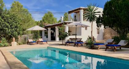 Villa With Private Pool