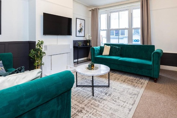 Lounge at Luxiety Stays Short Lets Serviced Accommodation Chelmsford