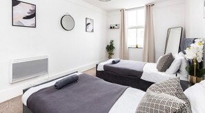 3 bedrooms, iron/ironing board, travel cot, free WiFi