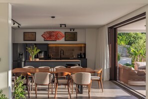 Luxury Villa, Sea View | Dining room - Villa Remi (Selca)