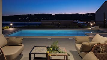 Seasonal outdoor pool