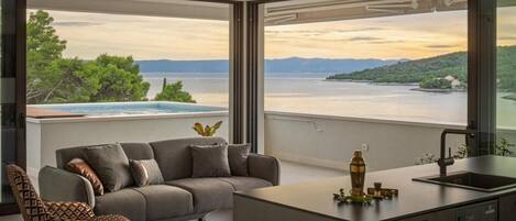 Luxury Villa, Sea View | Terrace/patio