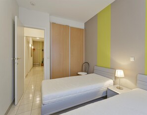 Apartment | 2 bedrooms, iron/ironing board