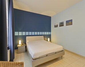 Apartment | 2 bedrooms, iron/ironing board