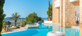 Appealing Villa Near Ibiza Town