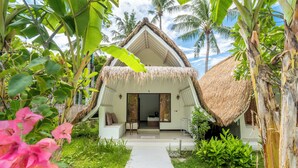 Front of property - Ings Garde (Gili Air)