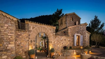 House | Exterior