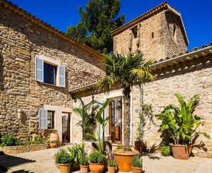 House | Exterior
