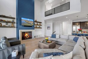 Smart TV, fireplace, offices