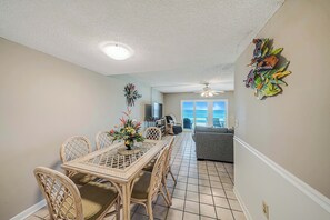 Dining - NEW Listing, FREE Golf & Tix! Mariner West 306, Heated Pool, Tennis & Grills! (Panama City Beach)