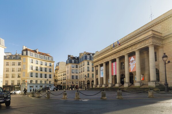 Point of interest - Cosy apartment heart of Germain de pres Odeon in spanish (Paris)