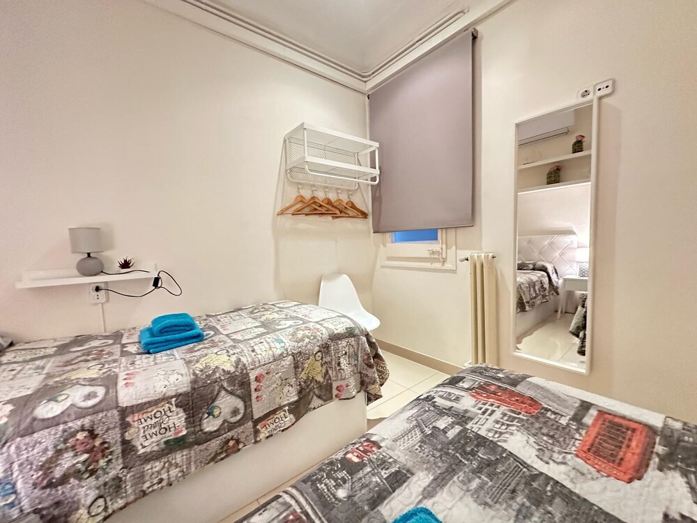Rooms Gran Via photo 3