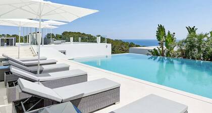 Stylish Villa Near Ibiza Town