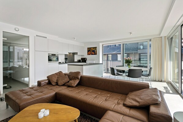 Apartment | Living area