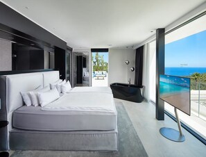 Villa | 5 bedrooms, laptop workspace - Exclusive Villa on White Isle (Llucmajor)