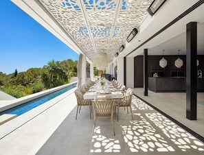 Villa | Dining - Exclusive Villa on White Isle (Llucmajor)
